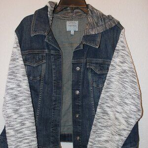 Torrid Denim French Terry Jacket/Size 3 (22/24)/Stylish and edgy